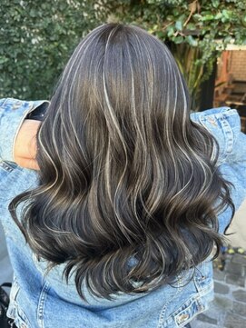 ディモアンド 表参道(Dimo&) xハイライト/イメチェン/ホワイトブロンド/外ハネボブ/美髪/