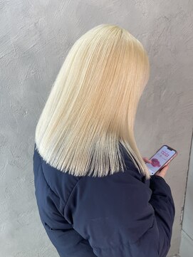 マジコ 原宿(Magico) ボブ/ブロンド/ベージュカラー/ブリーチ/ダブルカラー/原宿