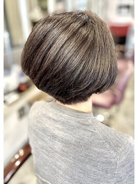 サーティエイト(38) くせ毛/多毛/カット/白髪染め/髪質改善/丸み/くびれ/ショート/