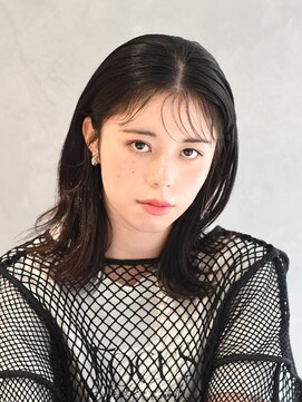 アース 一宮店(HAIR & MAKE EARTH) 20代30代◎冬の暗めカラー×くびれレイヤーカットで小顔美人