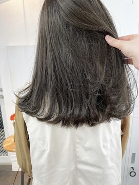 イコ 表参道原宿(ico) カーキグレージュ イルミナカラー ケラチントリートメント