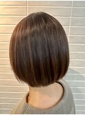 大人可愛い20代30代40代前下がりショートボブ丸みショート