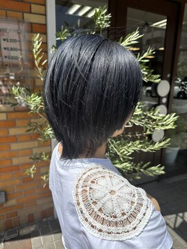 ヘアメイク 想倶楽部 ネイビーカラーウルフ