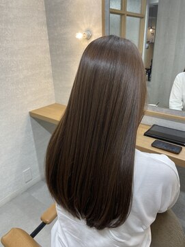 アレクサ 保谷(ALEXA) どツヤ ロング イルミナカラー ライトベージュ