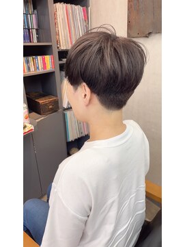 オト(oto) 全頭ブリーチ＋アディクシーカラー＋カット