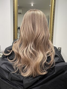 ジゼル(gisele) シアーベージュ