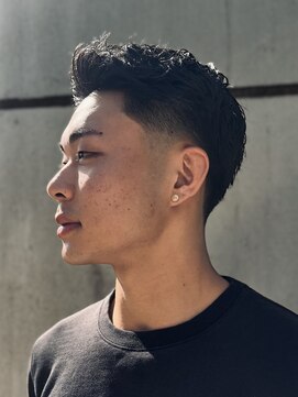 グラッシー(GLASSY) スペインカール/スパイキーショート/フェザーパーマ/フェード