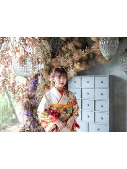 盛れる成人式の着付け&ヘアセット&撮影プランがバズり中！オシャレに妥協なしの仕上がりに。