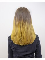 ルプラ ガーデン(le-pla garden) ダブルカラー#ベージュ#イエロー#レイヤーカット#豊橋#豊川#田原