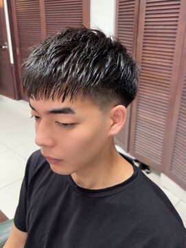 チップタップ 京成小岩店(tip top) スキンフェードカット