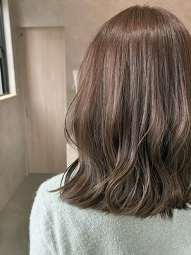 ヌーク(nook.) ミディアムヘア/暗めカラー/グランマッシュ/佐賀