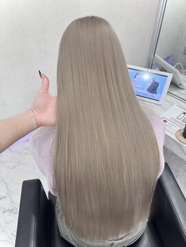 ミニョン(mignon) 韓国/ダブルカラー/ブリーチ/ピンク/学割U24/新越谷/南越谷/草加