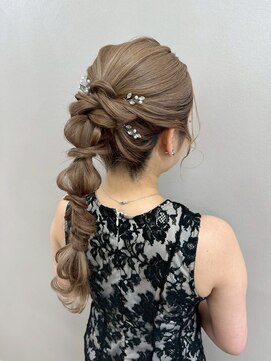 ソリン(Solin') 編み下ろしヘアセット