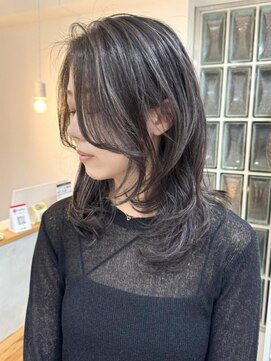 ナウアズ(now as.) オフィスにも◎ダークグレー大人ハイライト【向】