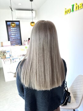 ミルクティーベージュ