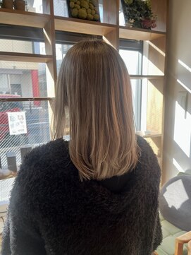 チップタップ 保谷店(tip top) ミルクティーカラー