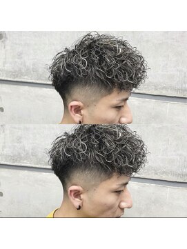 オーシャントーキョー ホワイト 原宿(OCEAN TOKYO WHITE) 前下がりマッシュ