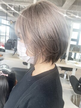 リア 近鉄八尾店(Lia) ショート/パール