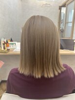 エクラートリアーラ 藤沢店(ECLART Reala)&nbsp;ミルクティーベージュ　ブリーチ有り