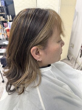 ウル(ulu) 白髪ボカシインナーハイライト