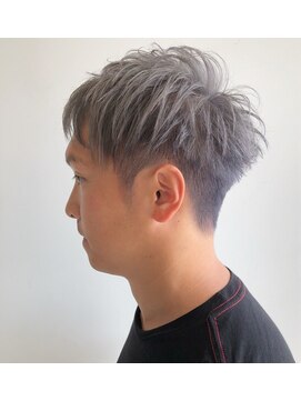 モアナバイヘッドライト 浦添店(Moana by HEADLIGHT) Moana【浦添】 #メンズヘア#ブリーチカラー  #20代30代40代50代