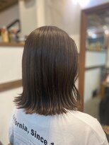 アイノベル(‘Inovel’)&nbsp;カット＋カラー＋oggiottoトリートメント