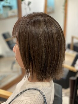 フリー(Free)の写真/白髪をいかしたcolorが◎”大人ハイライト”や”白髪ぼかし”が大人気★　[平塚駅2分]