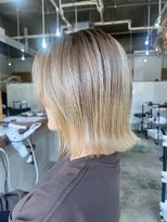 アトリエ ジジ(atelier ZiZi)&nbsp;バレイヤージュ　ハイトーン　ヘイリーボブ