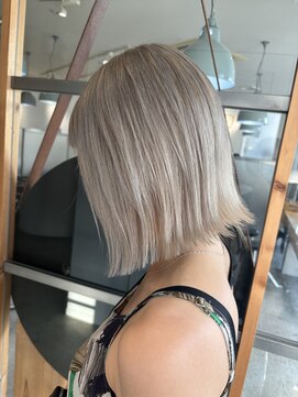 ワン 茅ヶ崎(ONE002) ホワイトカラー