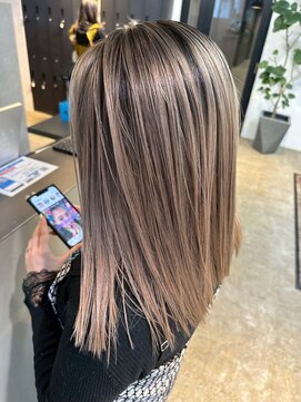 メリー オオサカ(Merly Osaka) バレイヤージュ