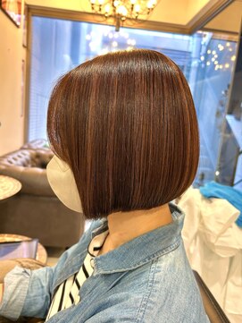 ノア(no_a) 白髪ぼかしにも◎ハイライト×大人ボブ