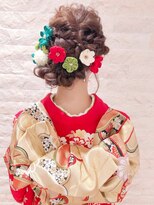 クォーターシーズンズ 茗荷谷(QUARTER SEASONS)&nbsp;成人式　フィッシュボーンヘアアレンジ