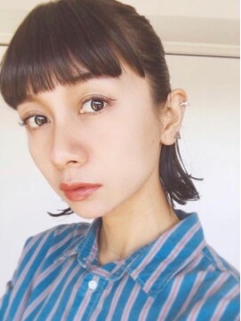 ベリテ 京成大久保(verite2) 30代40代50代/小顔ミディアム外ハネボブアッシュ/アースカラー