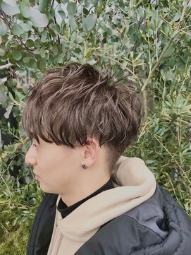 サバ ヘアー スペース(SABA hair space) ツーブロマッシュ(パーマ)