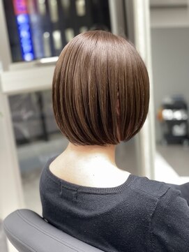 アユニ(Auni) 丸ボブ。