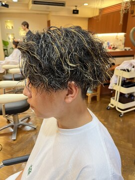 ヘアーエフ(hair ef) ツイストスパイラル×ハイライト