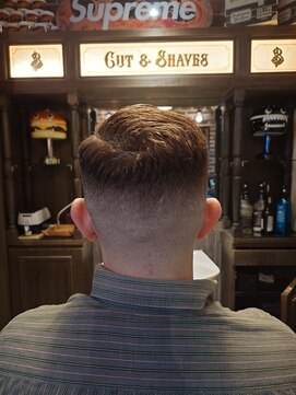 バレス 田町(BALES) [スキンフェード/ツイストスパイラル/田町]