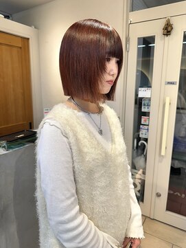 テトラ バイ ネオリーブ 横浜西口店(tetra by neolive) ブリーチなしブラッドオレンジカラー 切りっぱなしボブ