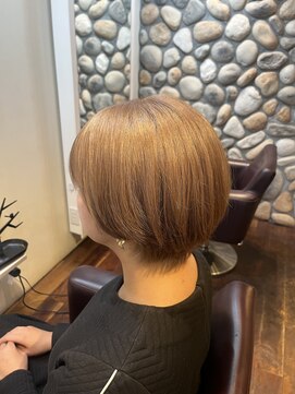 アズーア ヘアーアンドスパ(azure hair&spa) 40代50代 白髪ぼかし×大人ショート