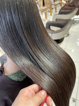 アース 武蔵境店(HAIR & MAKE EARTH) 髪質改善縮毛矯正で理想のツヤ髪へ