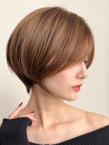 表参道白髪ぼかしウルフショートカットベージュアッシュ30代40代