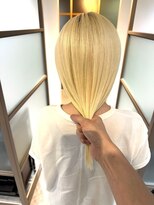 ネウィ 調布(newi)&nbsp;ミディアムレイヤー/ホワイトブロンド/髪質改善