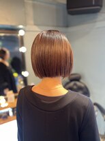 ロゴヘアー(LOGO) 切りっぱなしボブ