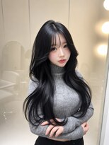 スリー(THREE)&nbsp;色気のある上品さと可愛さをmixした韓国ヘア