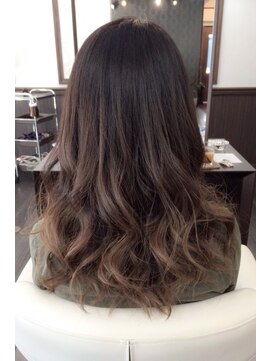 ドルチェ(Dolce) 20代30代40代グラデーションカラーブラウンニュアンスパーマ