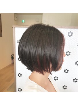 ヘアーアンドキッズスペース ミミ(hair&kidsspace mimi) インナーカラーボブ