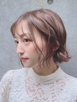 ブルーダー(Bruder)&nbsp;ショートパーマ　おくれ毛　顔まわり　　ボブ