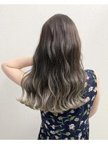 アウルム 下北沢(aurum)&nbsp;【ロング】ホワイトミルクグレージュ♪