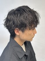 ニアウ 伊勢崎連取店(Niau)&nbsp;波巻きスパイラルパーマツイストスパイラルパーマシャドウパーマ