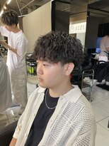 アイズ 海老名(AIZU) ツイストスパイラルパーマ メンズパーマ スパイキーショート